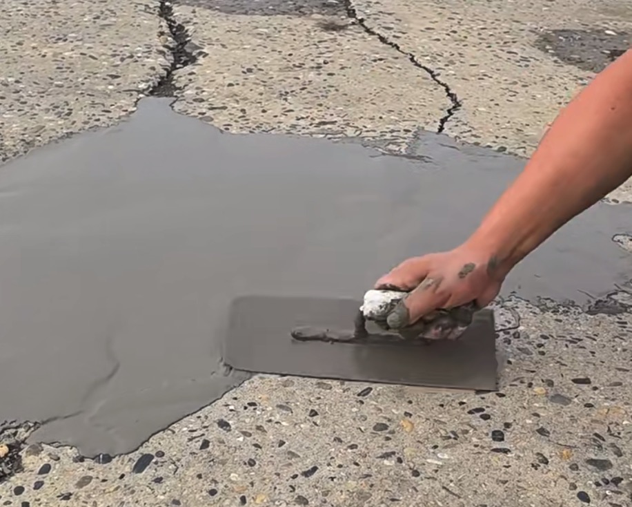 旌德CGM 高效薄层道路修补料（CGM 道路抢修料）